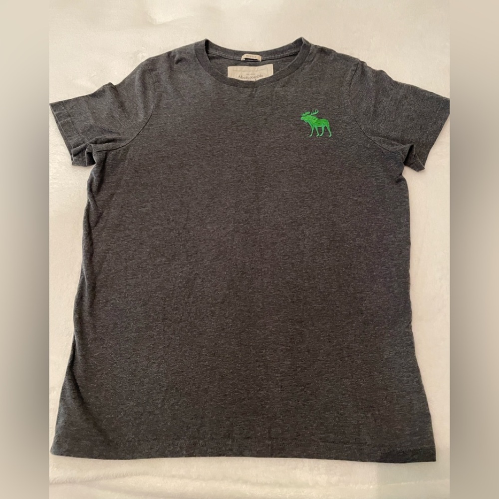 Abercrombie and Fitch tshirt
